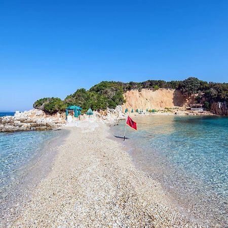 Near The Sea Apartments Nano Ksamil Dış mekan fotoğraf